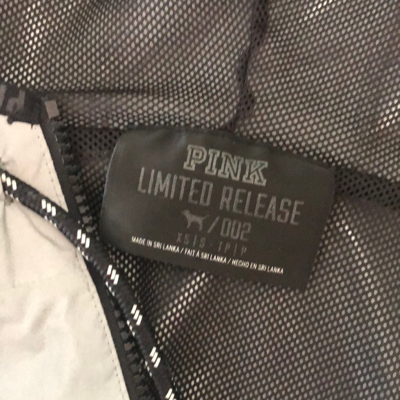 PINK limited release wind breaker - Picture 3 of 5
